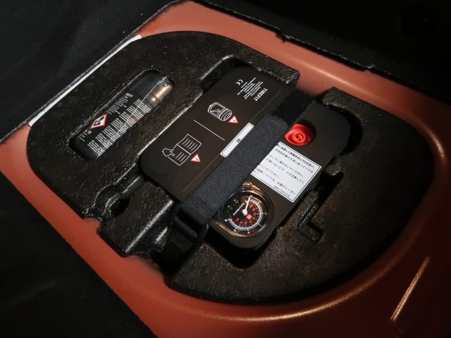 車両画像26