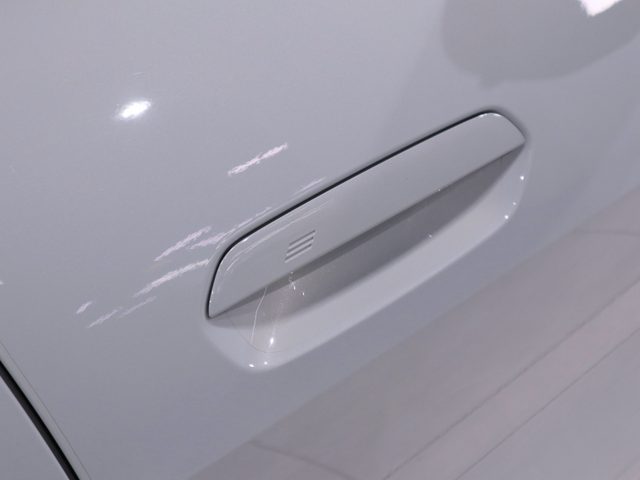 車両画像28