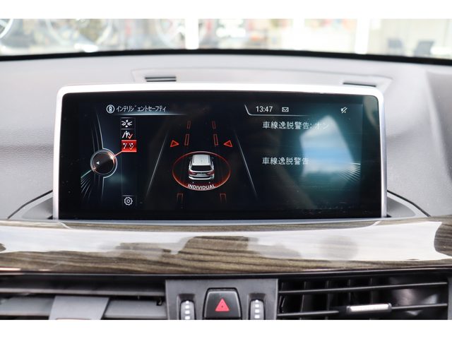 車両画像11