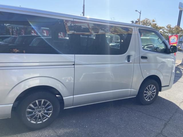車両画像10