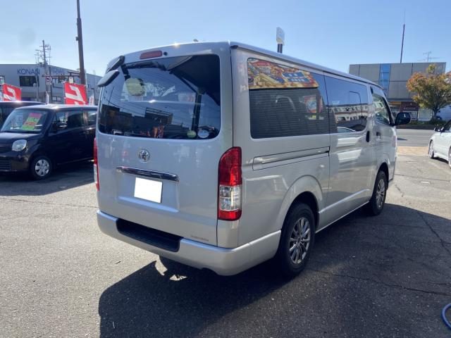 車両画像11