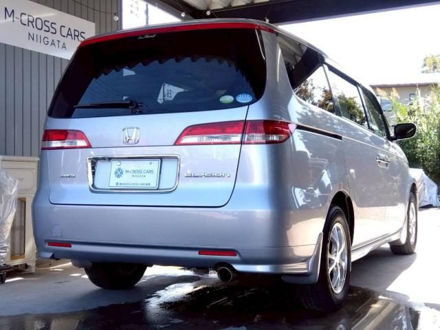 車両画像10