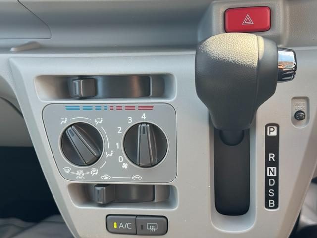 車両画像24