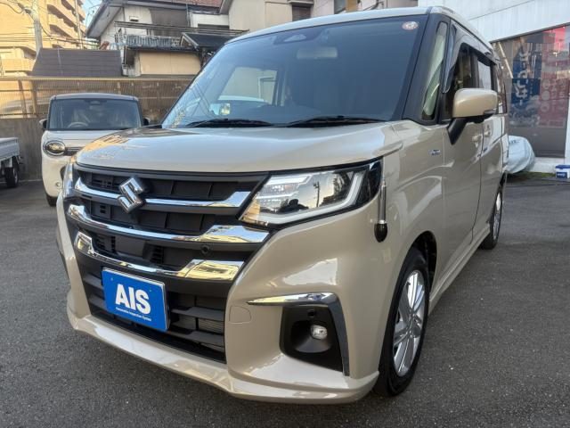 ソリオ　４ＷＤ　ハイブリッド　ＭＺ