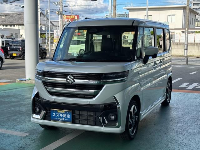 スペーシア　カスタム　４ＷＤ　カスタム　ＨＹＢＲＩＤ　ＸＳターボ
