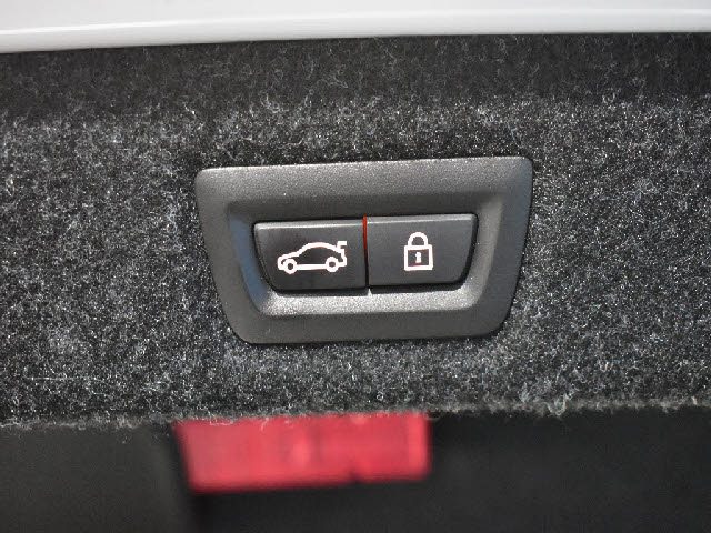 車両画像13