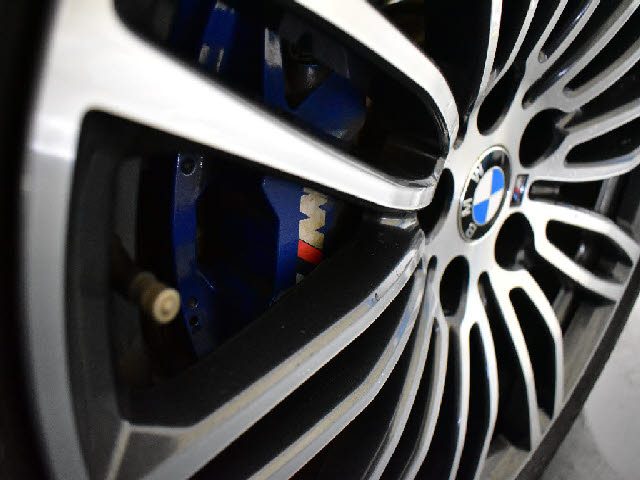 車両画像14