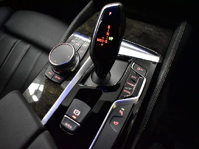 車両画像22