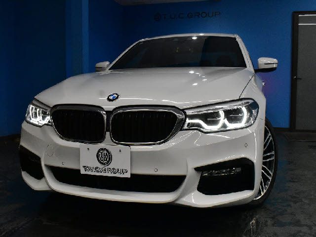 車両画像30