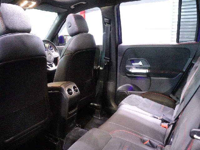 車両画像30