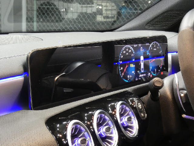 車両画像10