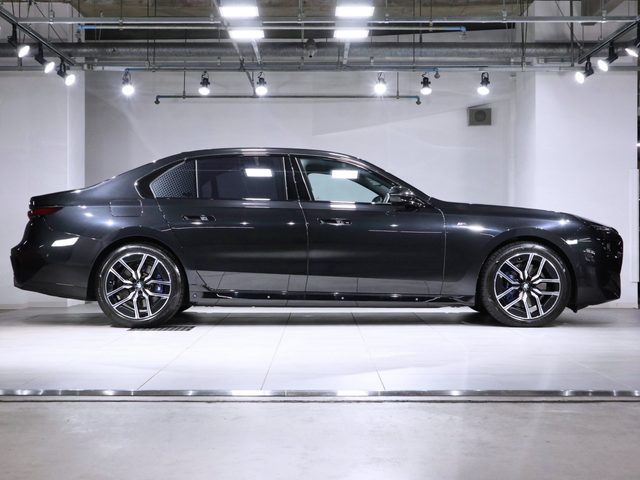 車両画像4