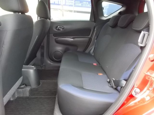車両画像19