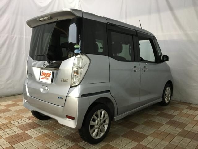 車両画像8