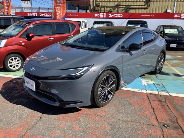 プリウス　４ＷＤ　Ｚ