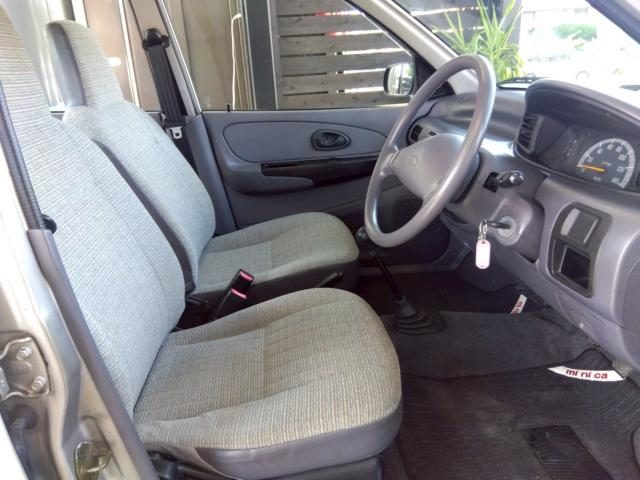 車両画像13