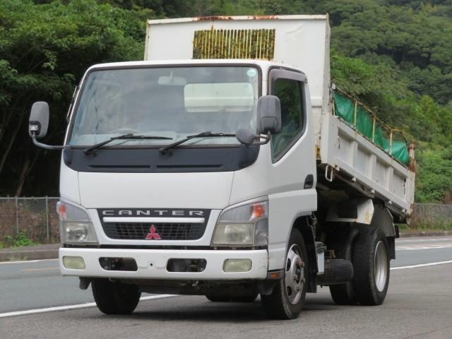 キャンター　３ｔ　全低床　強化ダンプ
