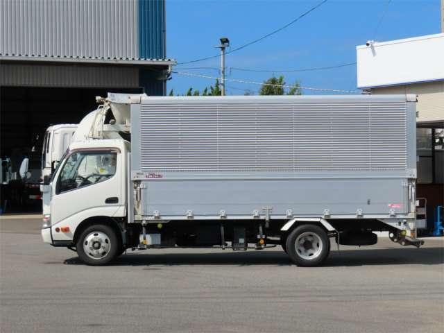車両画像3