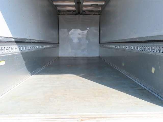 車両画像11