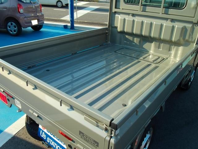 車両画像8