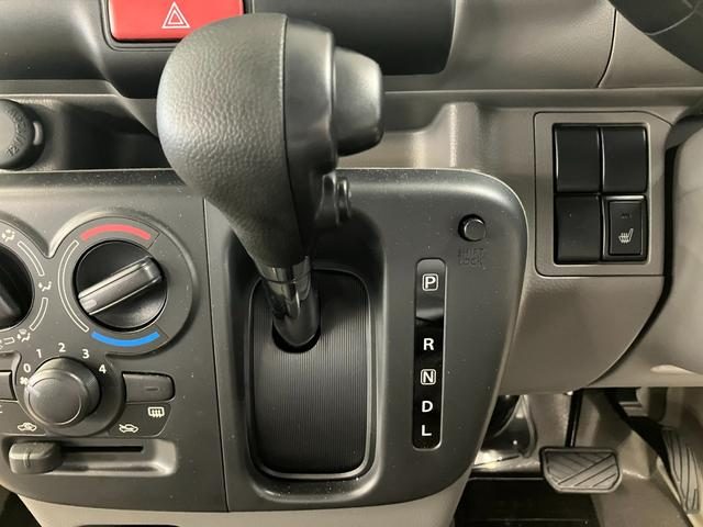 車両画像18