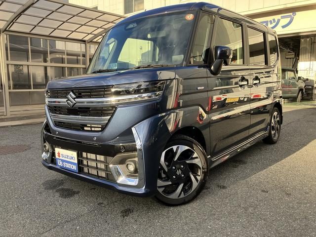スペーシア　カスタム　カスタム　ＨＹＢＲＩＤ　ＸＳターボ　後席