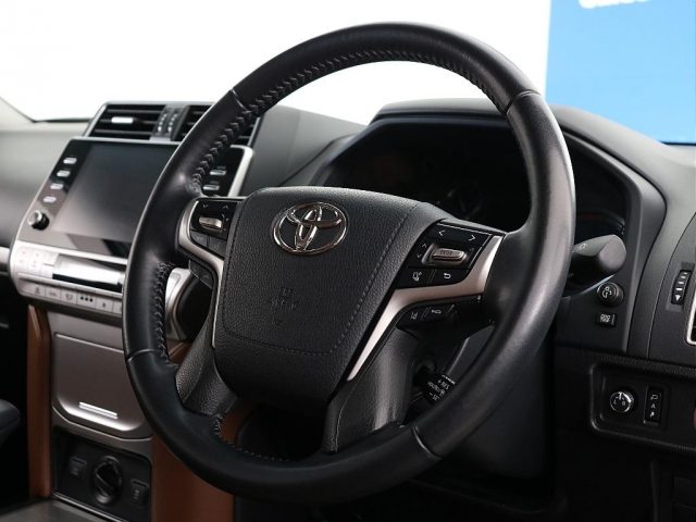 車両画像18