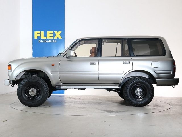 車両画像10