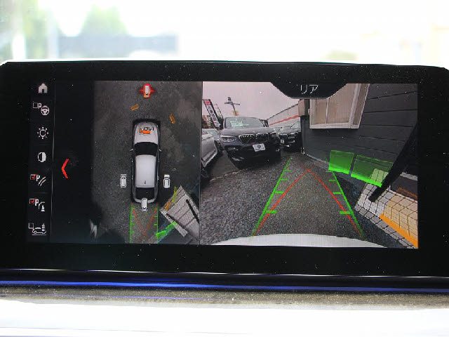 車両画像16