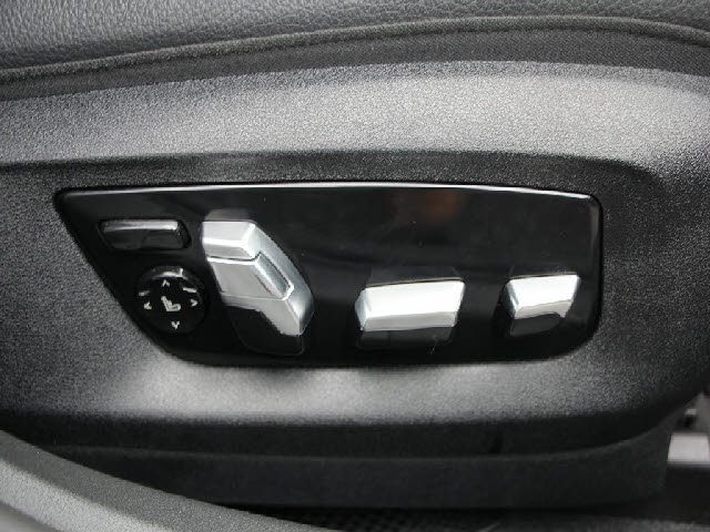 車両画像23