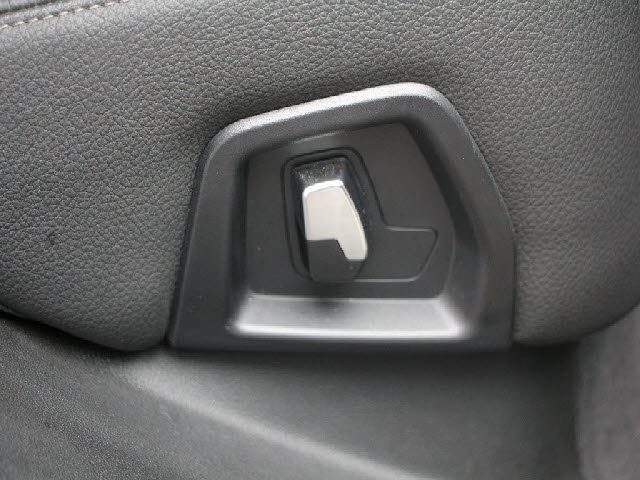 車両画像24