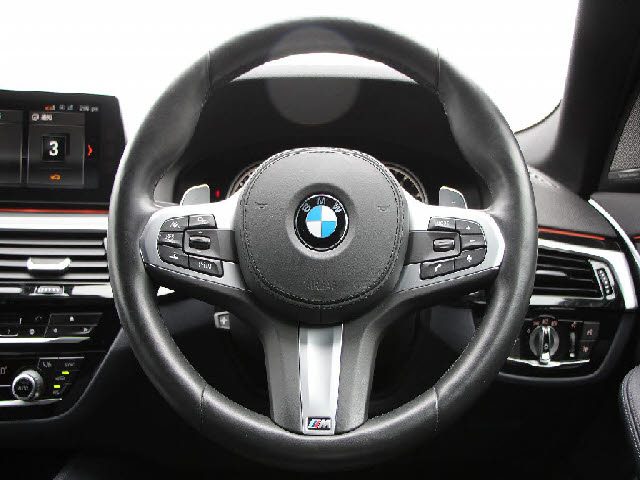 車両画像11