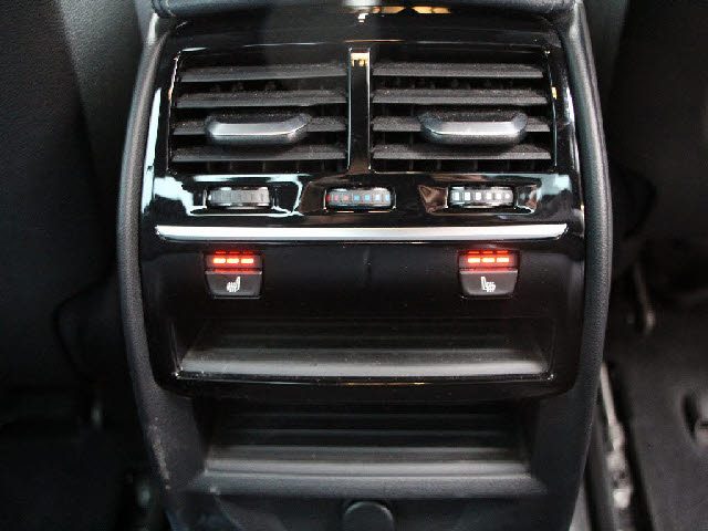 車両画像22