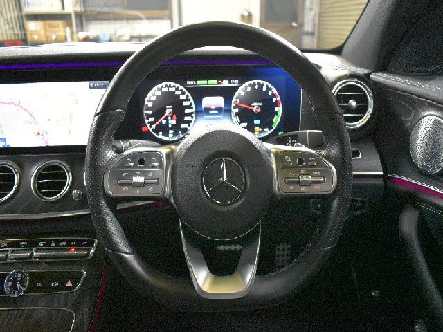 車両画像16