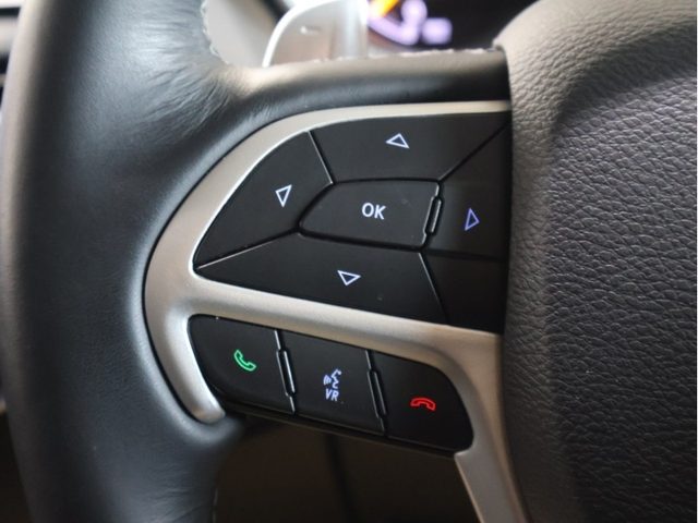 車両画像16