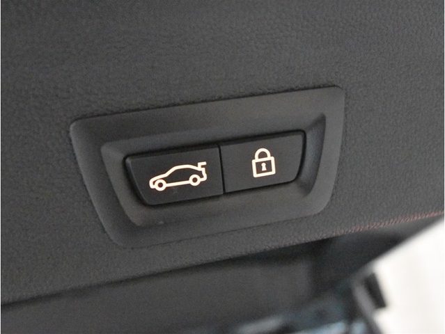車両画像14