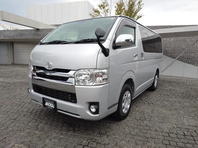 レジアスエースバン　２ＷＤ　スーパーＧＬ