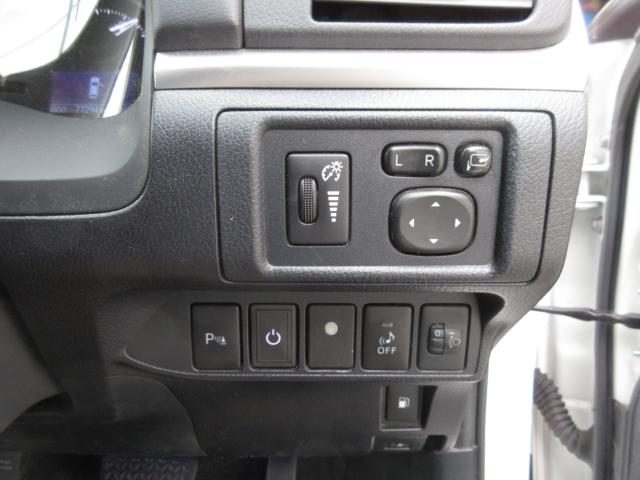 車両画像23