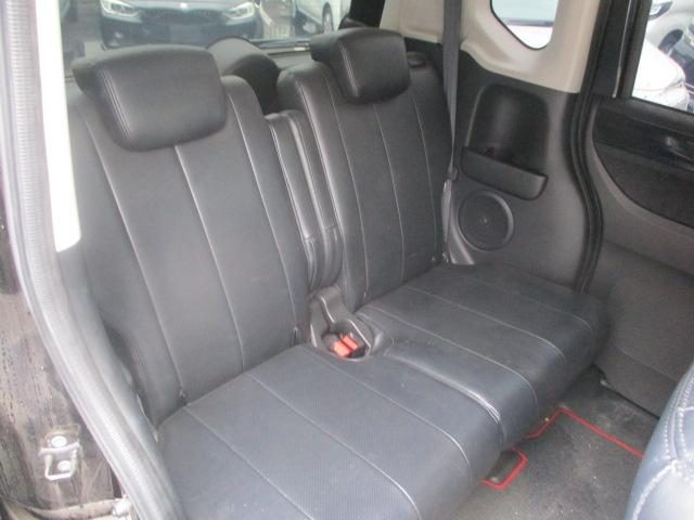 車両画像11