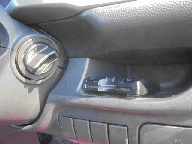 車両画像24