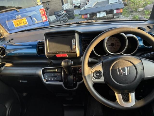 車両画像2