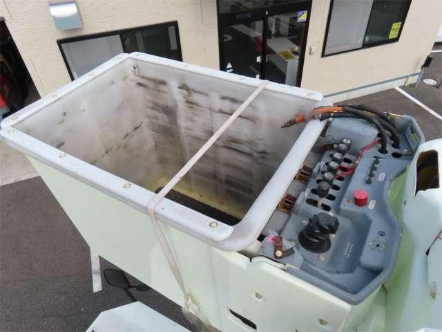 車両画像15
