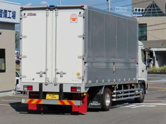 車両画像2
