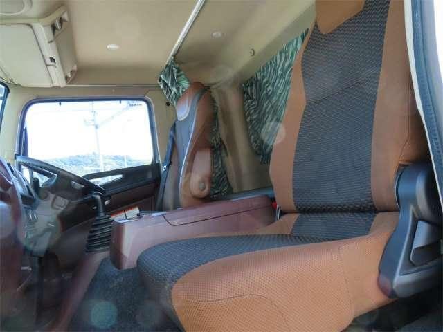 車両画像10
