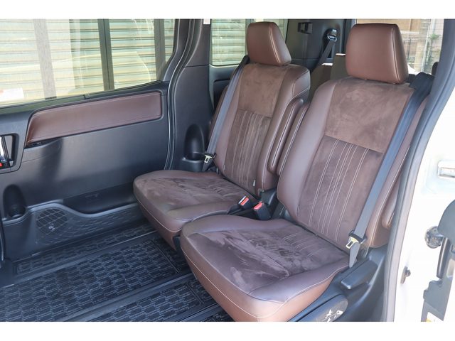 車両画像13