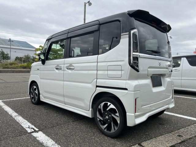 車両画像18