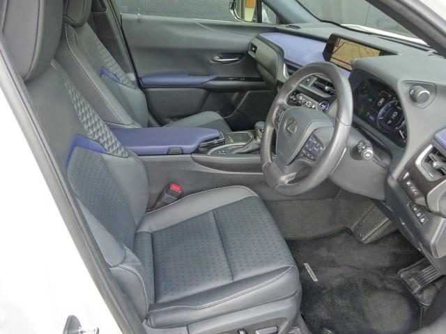 車両画像11