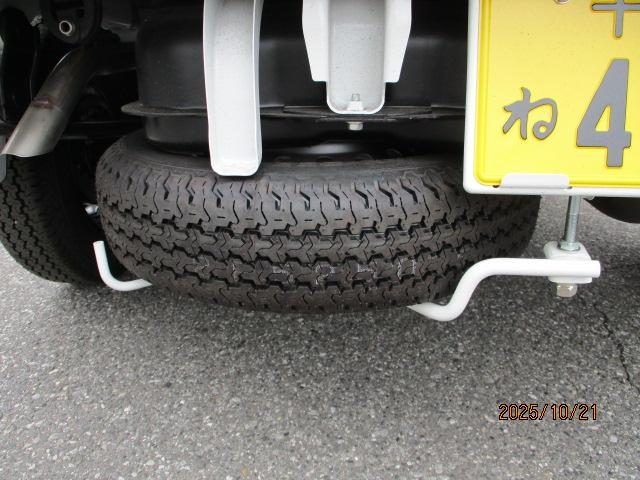 車両画像16