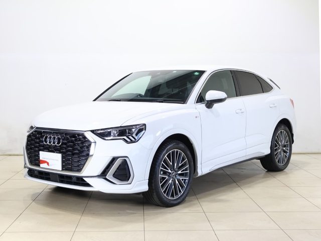 Ｑ３　スポーツバック　３５　ＴＦＳＩ　Ｓライン