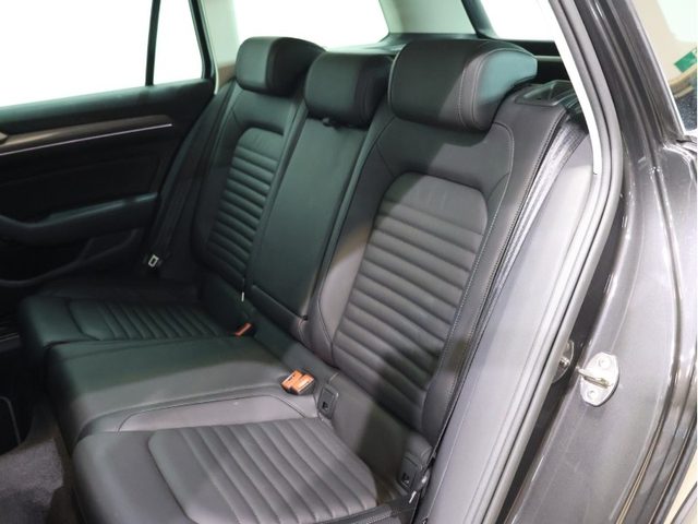 車両画像5